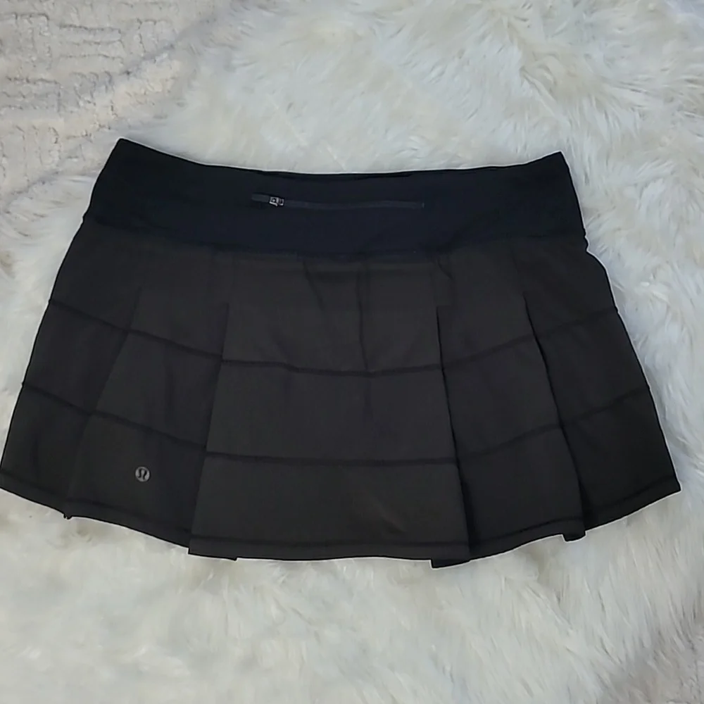 Lululemon Black Pleated Athletic Skort Women’s Tennis Golf Running Skirt - Picture 5 of 7